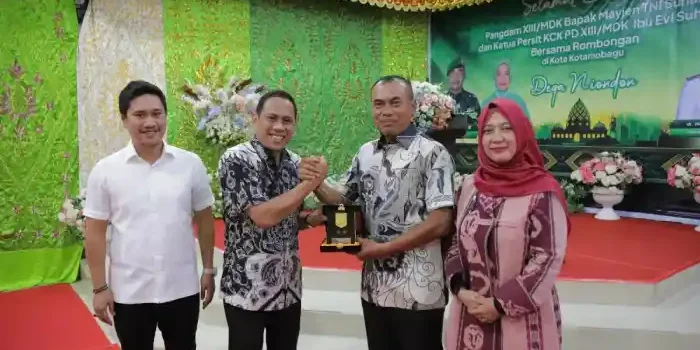 Pangdam XIII/Merdeka saat mengunjungi Kota Kotamobagu Disambut Wali Kota Weny Gaib