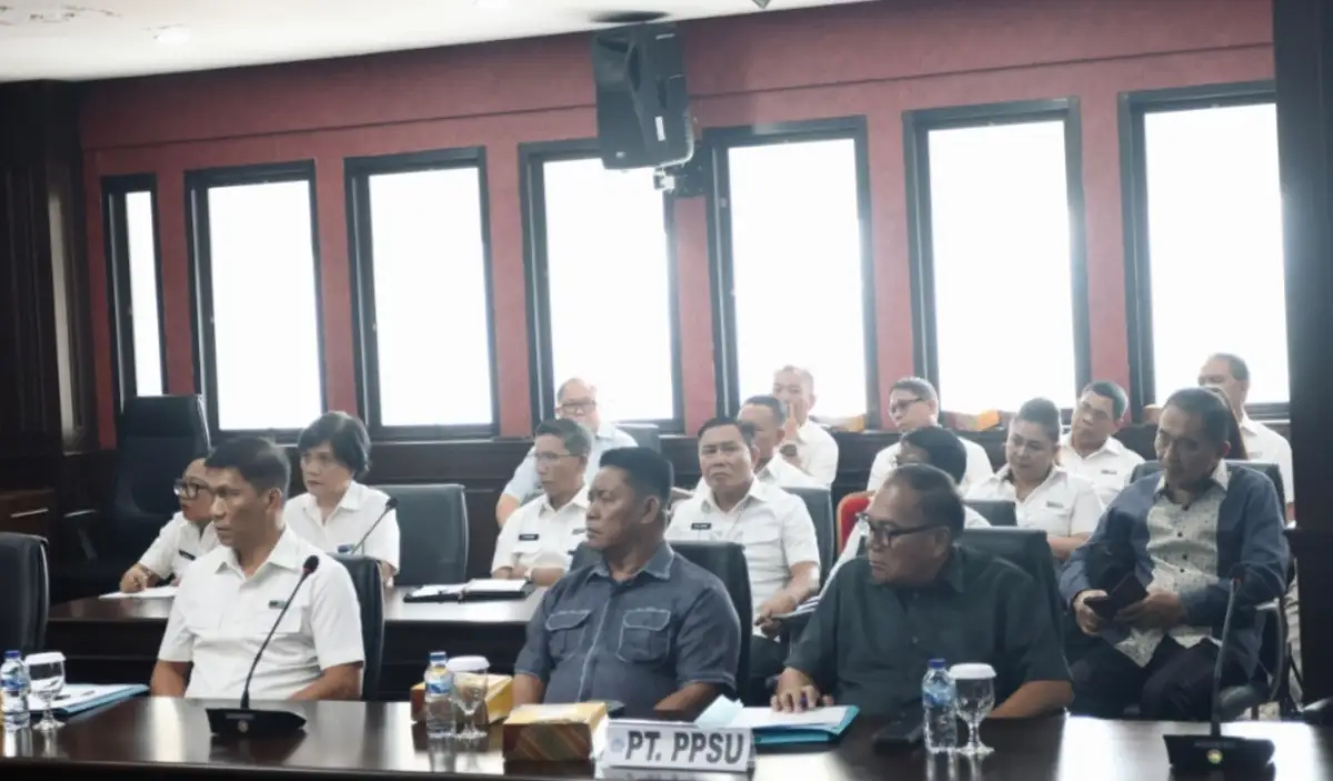 Rapat Evaluasi BUMD Sulut