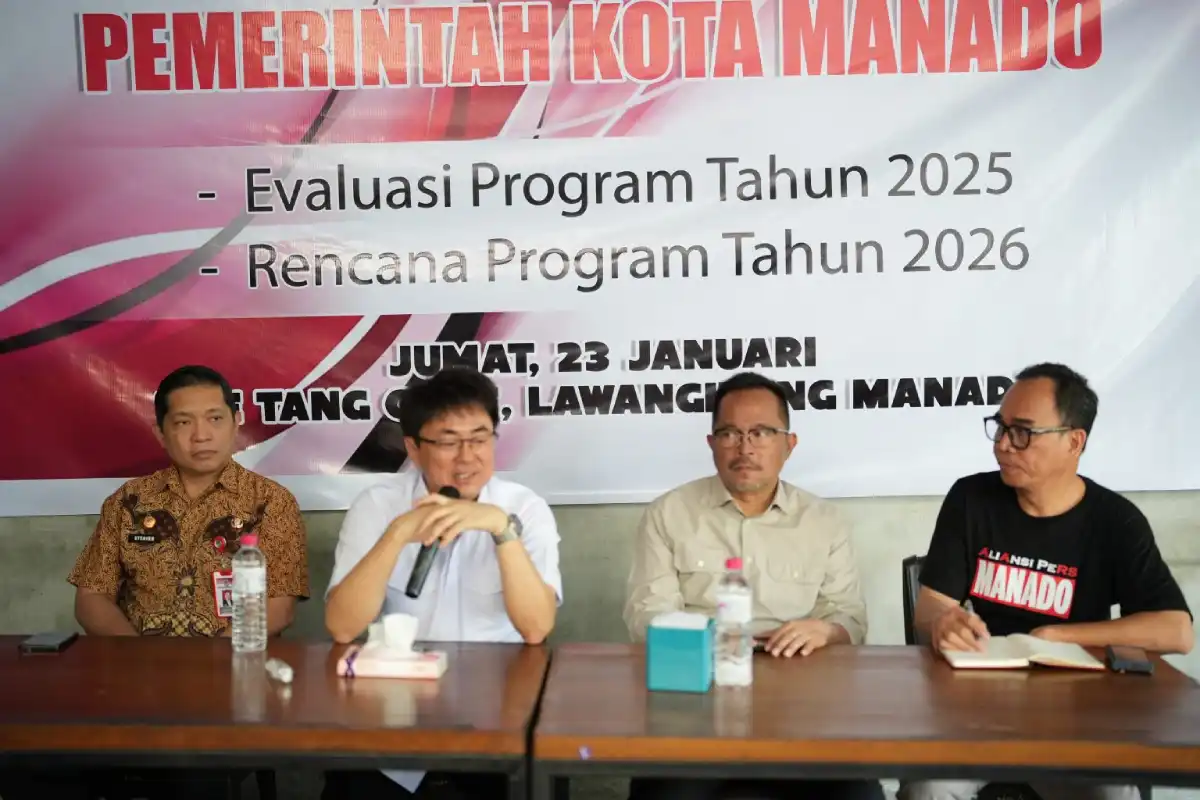 Konfrensi Pers awal Tahun Pemkot Manado