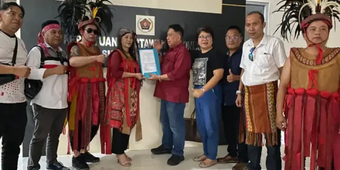 Sintya Bojoh Daftar Kandidat Ketua PWI Sulut