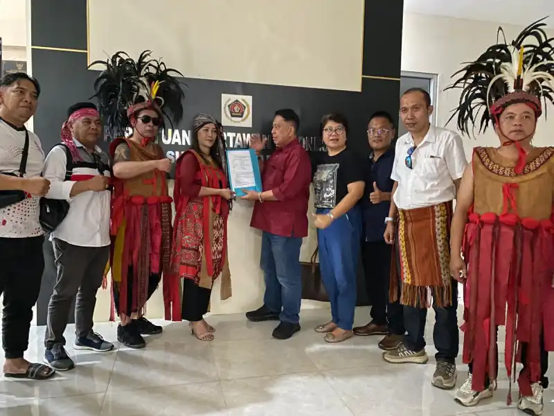 Sintya Bojoh Daftar Kandidat Ketua PWI Sulut