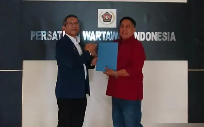 Merson Simbolon Maju Calon Ketua PWI Sulut