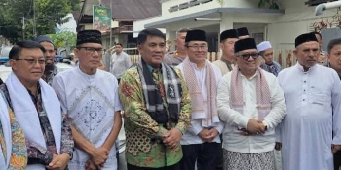Tradisi Iwadh Kampung Arab Idul Fitri