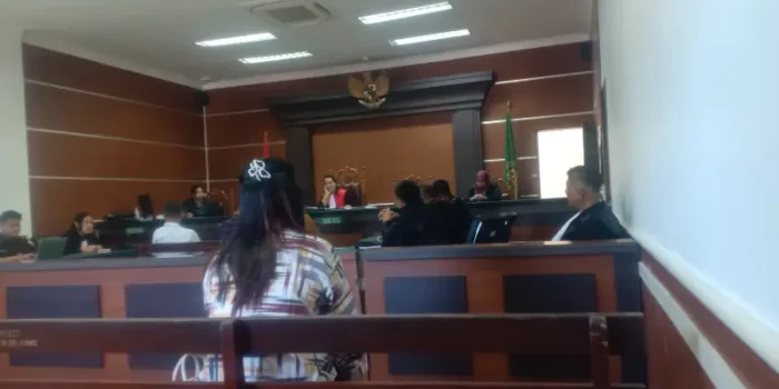 Saksi dugaan kasus korupsi tanggul penahan tanah Malalayang satu barat mangkir di persidangan