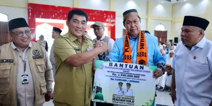 Gubernur Yulius Lepas Jemaah Haji Sulut