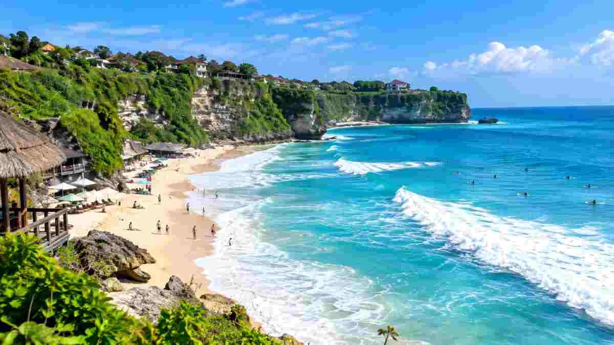 Pantai Dreamland Pecatu Bali
