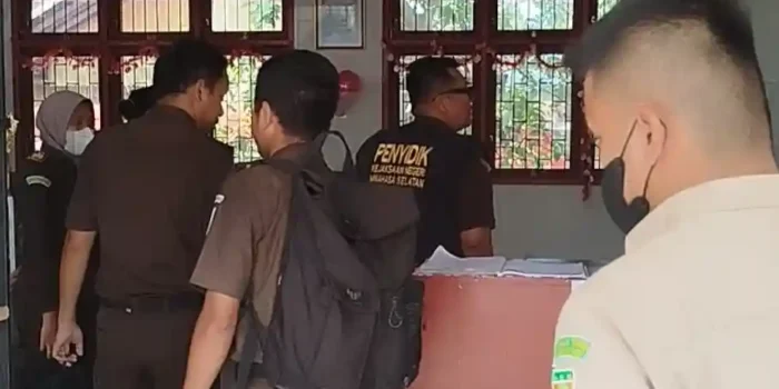 Kejari Minsel Geledah Kantor Dikbud