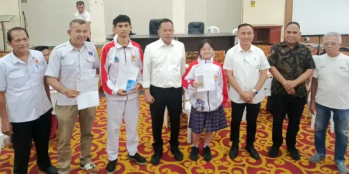 Penyaluran Bonus Atlet Manado